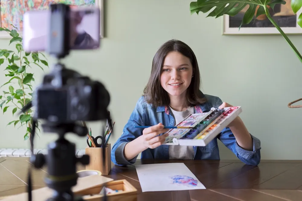 art-workshop-online-teenage-girl-drawing-with-wat-2024-12-08-02-18-43-utc